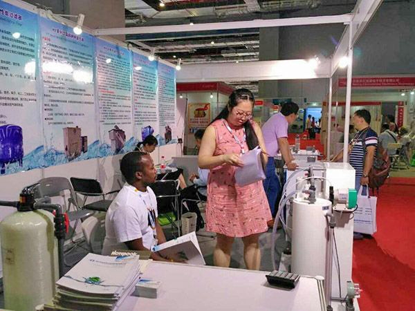 2017上海水展恒遠(yuǎn)環(huán)保現(xiàn)場 (4)